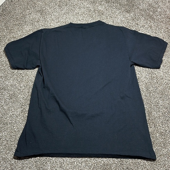 Wolf pack t-shirt black no size tag fits like a mens small - feels like cotton - Picture 4 of 4